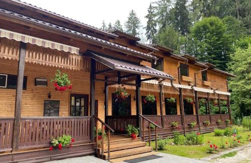 Rasnov Casa | PENSIUNEA VALEA CETATII