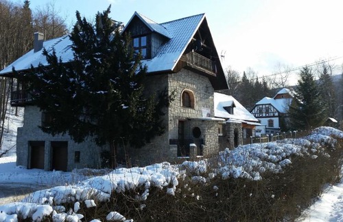 Czerniawa-Zdroj Casa | Pensjonat pod Cisem