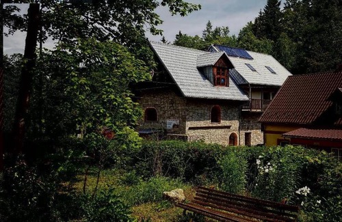 Czerniawa-Zdroj Casa | Pensjonat pod Cisem