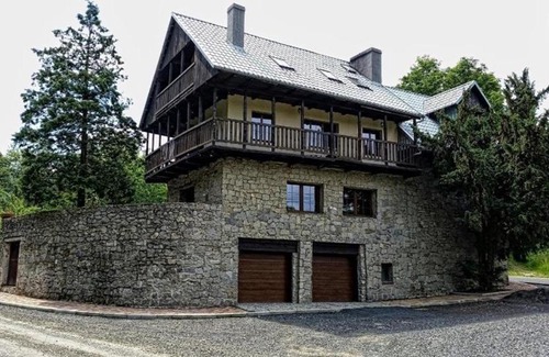Czerniawa-Zdroj Casa | Pensjonat pod Cisem