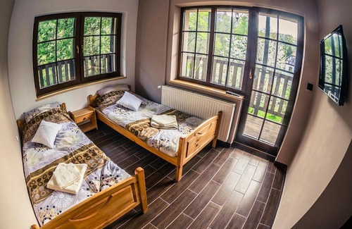 Czerniawa-Zdroj Casa | Pensjonat pod Cisem
