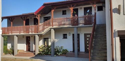 Narty Casa | Pensjonat u Mietka
