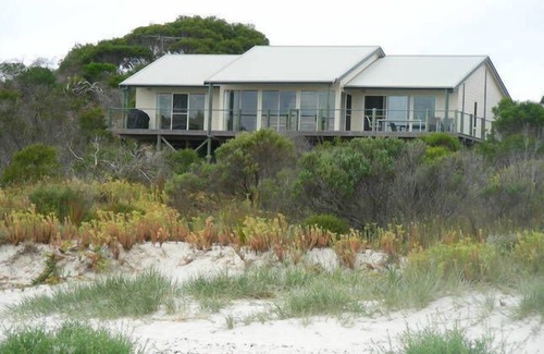 Island Beach Casa | pentelows Beach House