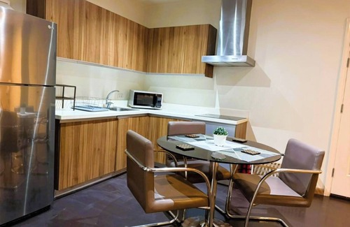 Downtown Apartamento | Penthouse 2 bedroom unit with balcony