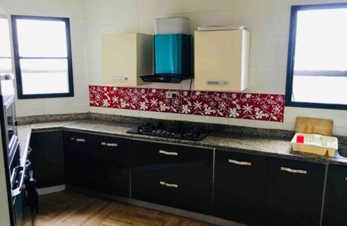 Ofin Apartamento | Penthouse 3-Bedroom w Pool, Gym & Ocean View