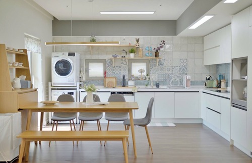 Bulgwang-dong Casa | [PENTHOUSE] 6Rooms+5bath for family Boutique House