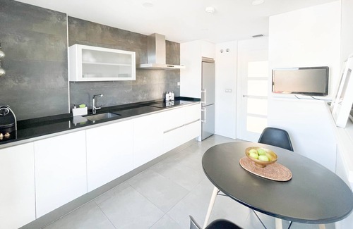 Barrio de Jesus Apartamento | Penthouse best views of Pilar jacuzzi and garage