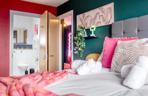 The Westside Apartamento | Penthouse Botanica- Wyndale Signature Stays
