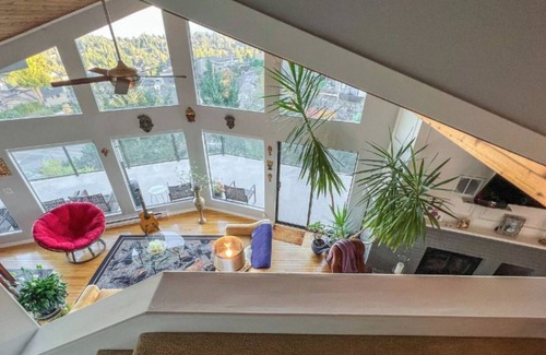 Colwood Casa | Penthouse - Breathtaking Views