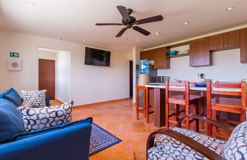 Colonia Meteorológico Apartamento | Casa Mango Unit 4, PH de dos habitaciones. "Paga 6 y consigue 7 noches"!