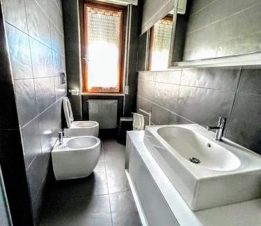 Marina di Carrara Apartamento | -Penthouse con Terrazza Panoramica -Free Parking-