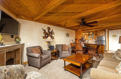 Townsite Casa | Penthouse Condo w/Panoramic Ocean Views at Beach Resort