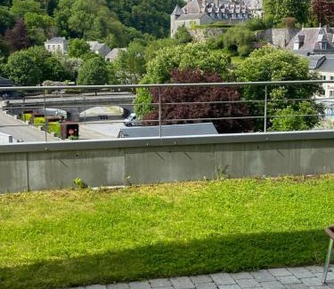 Bohon Casa | PENTHOUSE DURBUY APPART 10-12 Pers Vue Panoramique
