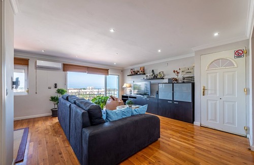 Torremolinos Hotel | Ático para el relax completo con vistas a la Bahía de Malaga