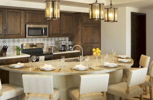 Los Cabos Complejo | Penthouse in a Luxury Resort. Perfect to enjoy family time!