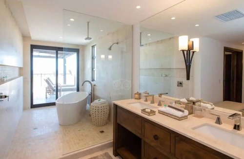 Los Cabos Complejo | Penthouse in a Luxury Resort. Perfect to enjoy family time!