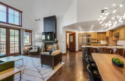 Peak 8 Casa | Penthouse in One Ski Hill