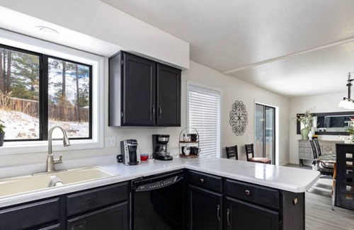 Flagstaff Casa | Penthouse in the Pines