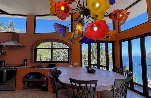 Yelapa Casa | Nueva Casa - Playa privada - Capacidad para 8 - Aire acondicionado para dormir