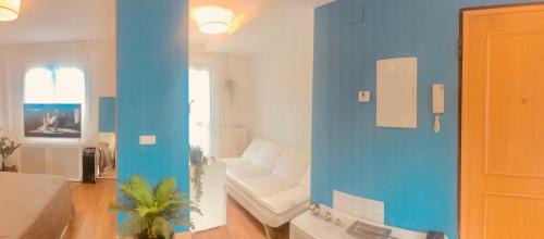 San Diego Apartamento | PENTHOUSE INDEPENDIENTE a 3 paradas en metro de ATOCHA (estacion central Madrid)