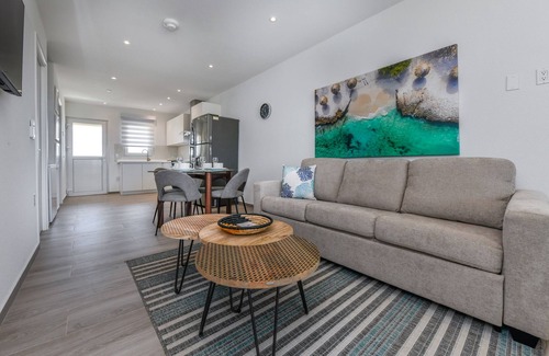 Ponton Apartamento | Nieuw penthouse met zeezicht. Fantastisch gelegen dichtbij het strand en de stad