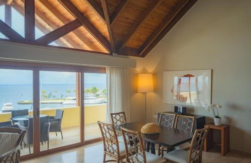 Puerto Bahia Apartamento | Penthouse Suite at Puerto Bahia in Samana
