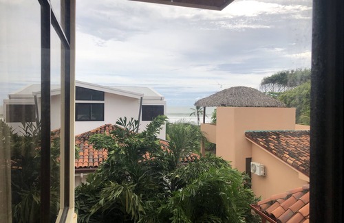 Playa Hermosa Villa | Penthouse Suite Whitewater Ocean / Mountain Views
