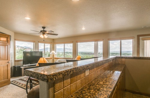 Southwest Colorado Springs Apartamento | Apartamento en la cima de la montaña con vistas a toda la ciudad con vistas para siempre