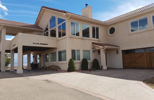 Southwest Colorado Springs Apartamento | Apartamento en la cima de la montaña con vistas a toda la ciudad con vistas para siempre