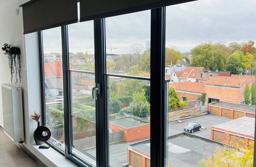 Kortrijk Apartamento | Penthouse with 360 terrace in the centre of Kortrijk! Free private parking!