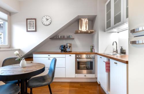 Kalamaja Apartamento | Penthouse with a balcony in Kalamaja