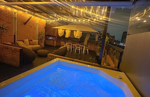 Chapinero Apartamento | Penthouse with a luxury jacuzzi and panoramic view