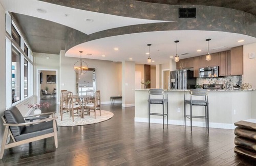 South Eola Apartamento | Penthouse with a View