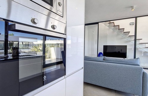 Mar de Cristal Apartamento | Ático con azotea y vistas a la piscina