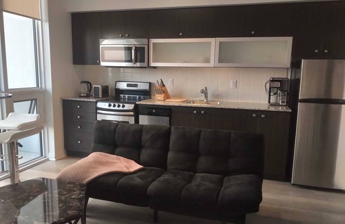 Henry Farm Condominio | Penthouse with parking, pool, saunas, fitness room, BBQ area and indoor carwash.