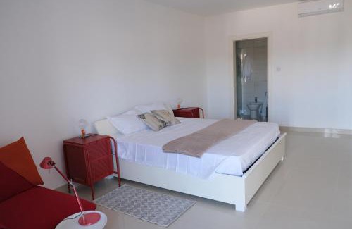 Floriana Apartamento | Penthouse with sea view, lift, 2 min from Valletta