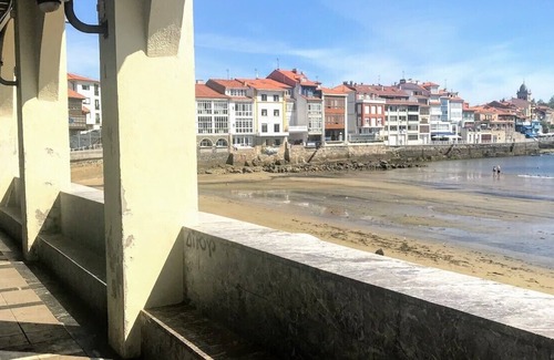 Luanco Apartamento | Ático con terraza en el centro de Luanco