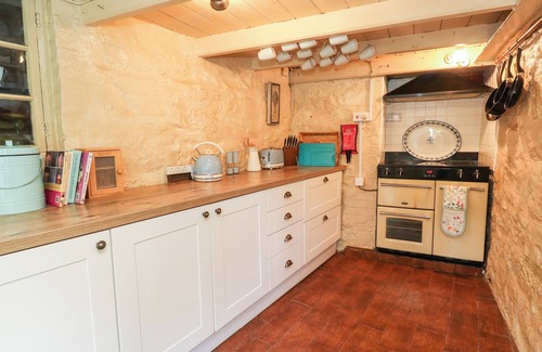 Kuggar Cabaña | PENTIRA, pet friendly, country holiday cottage in Kuggar