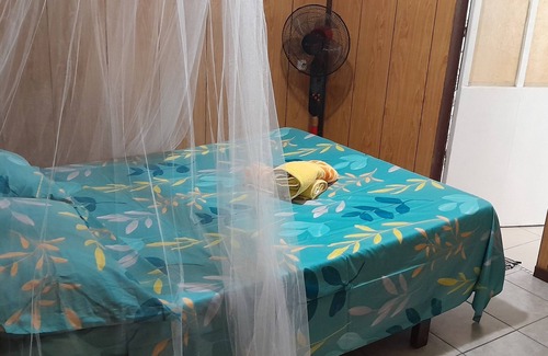 Te-Fare-Arii Cama Y Desayuno | Penu Maurua Lodge