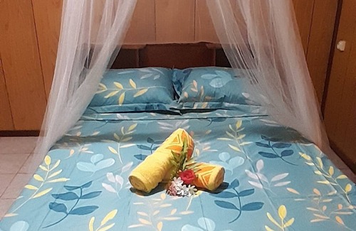 Te-Fare-Arii Cama Y Desayuno | Penu Maurua Lodge