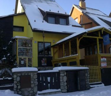 Stara Lesna Cama Y Desayuno | Penzión Skitour