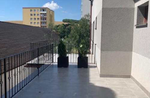 Brezova pod Bradlom Casa | Penzión Tvarožek *