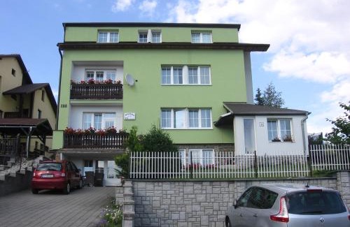 Nova Lesna Casa | Penzión Závada