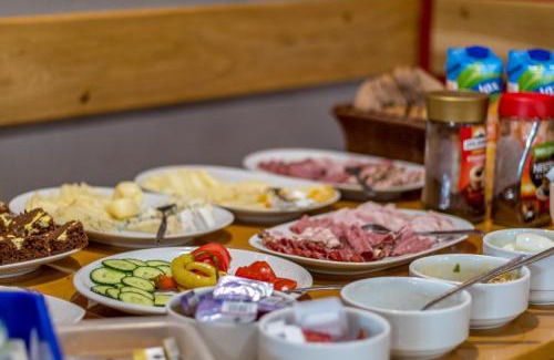 Touzim Hotel | Penzion a restaurace U Vladaře