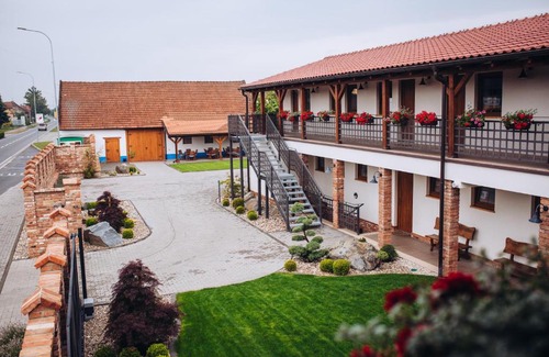 Blatnice pod Svatym Antoninkem Casa | Penzion BLATNICE