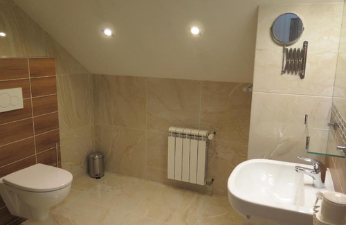 Karvina Apartamento | Penzion Fryštátská Chalupa