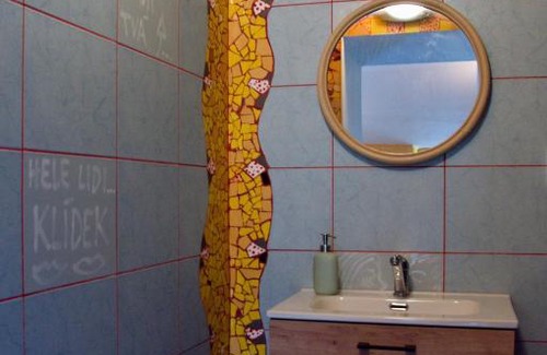 Nova Bystrice Casa | Penzion Medvedi Paseka