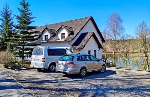 Horni Slavkov Casa | Penzion Na Lukách