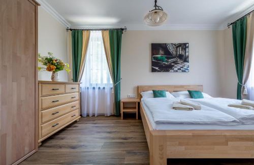 Benesov nad Cernou Casa | Penzion Pod Krásnou horou