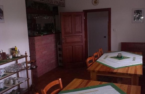 Pecka Casa | Penzion Pod Vyhlídkou